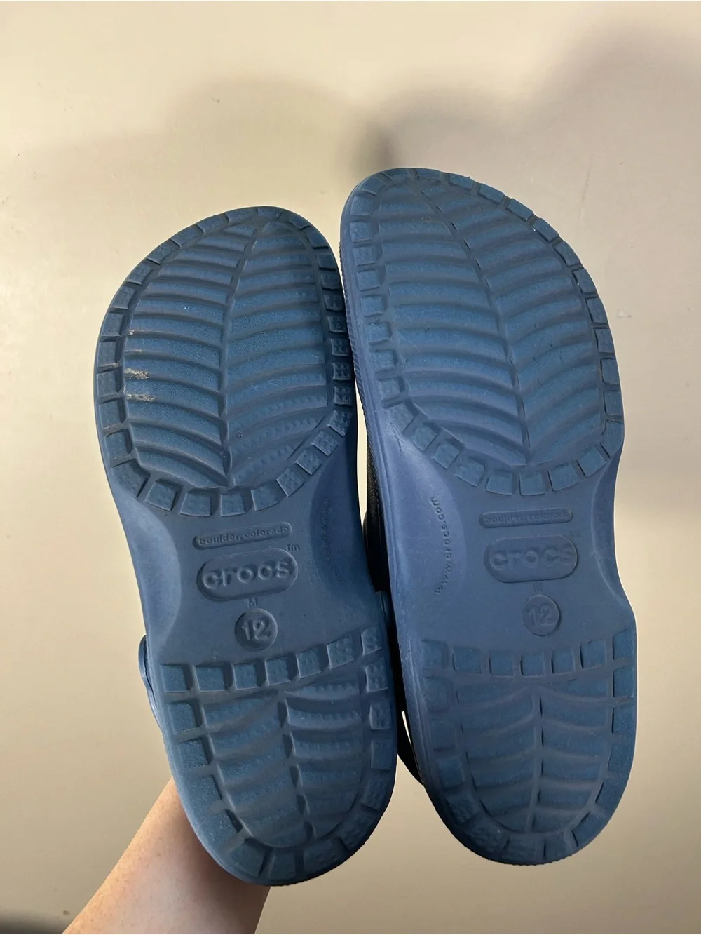 Men’s Crocs Classic Navy Blue Slip On Clogs Size 12
